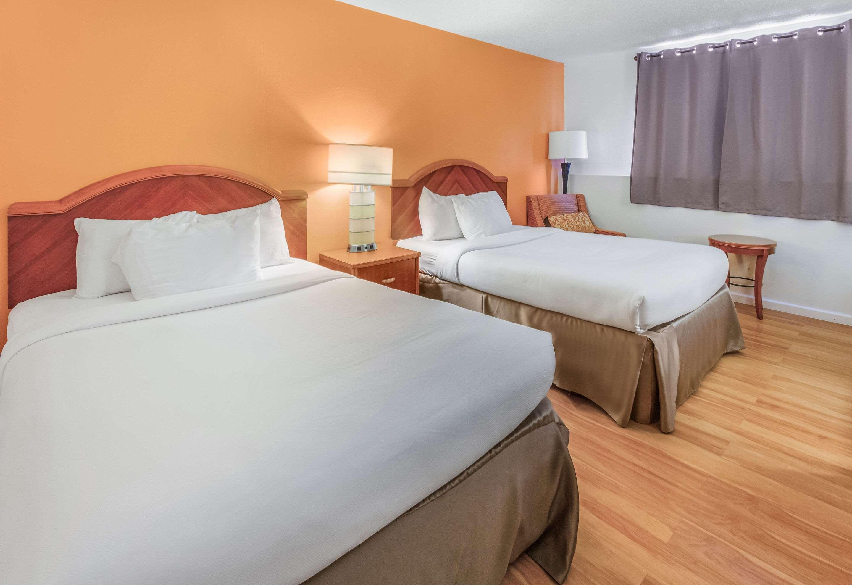Econo Lodge Alliance Exteriér fotografie